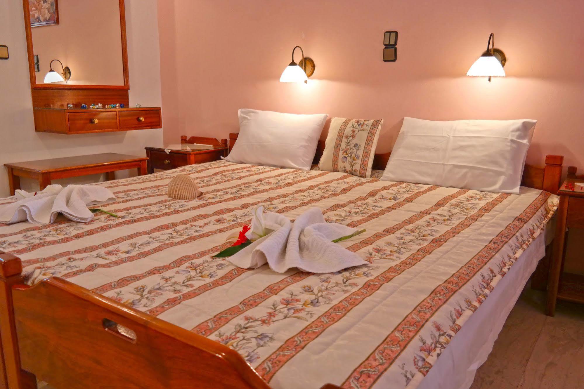 Golden Beach Studios Down Town Naxos City Ngoại thất bức ảnh