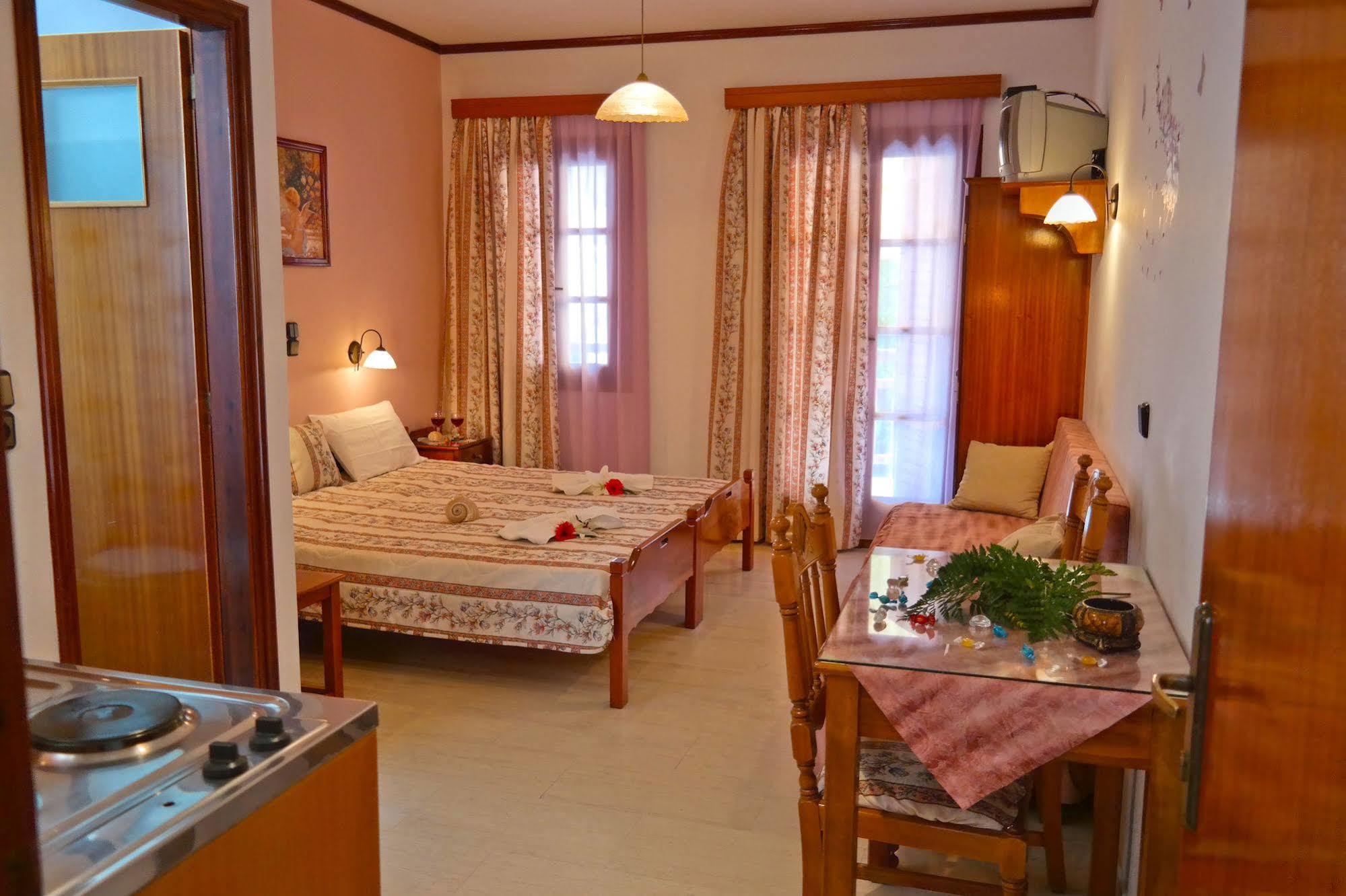 Golden Beach Studios Down Town Naxos City Ngoại thất bức ảnh
