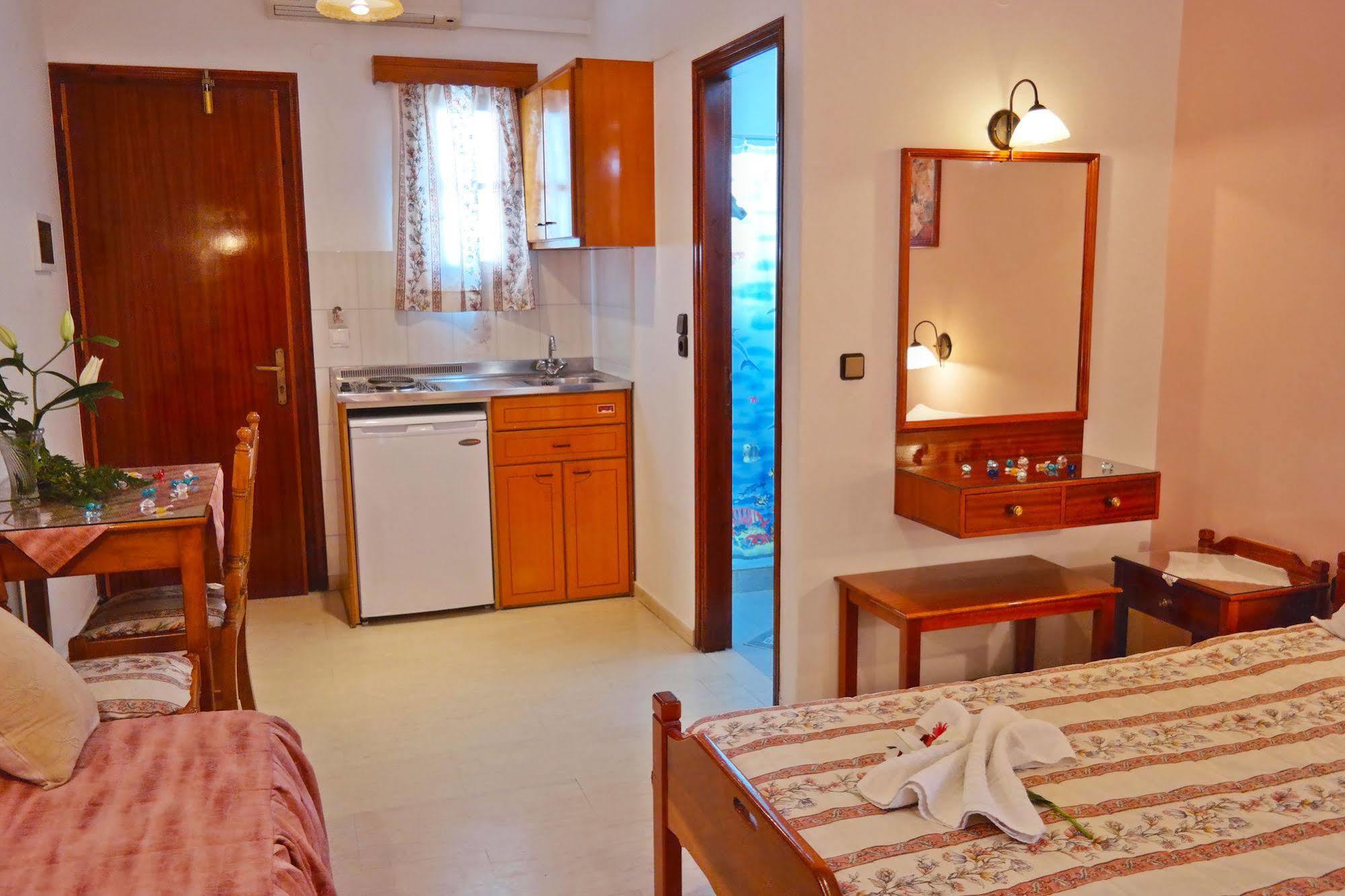 Golden Beach Studios Down Town Naxos City Ngoại thất bức ảnh
