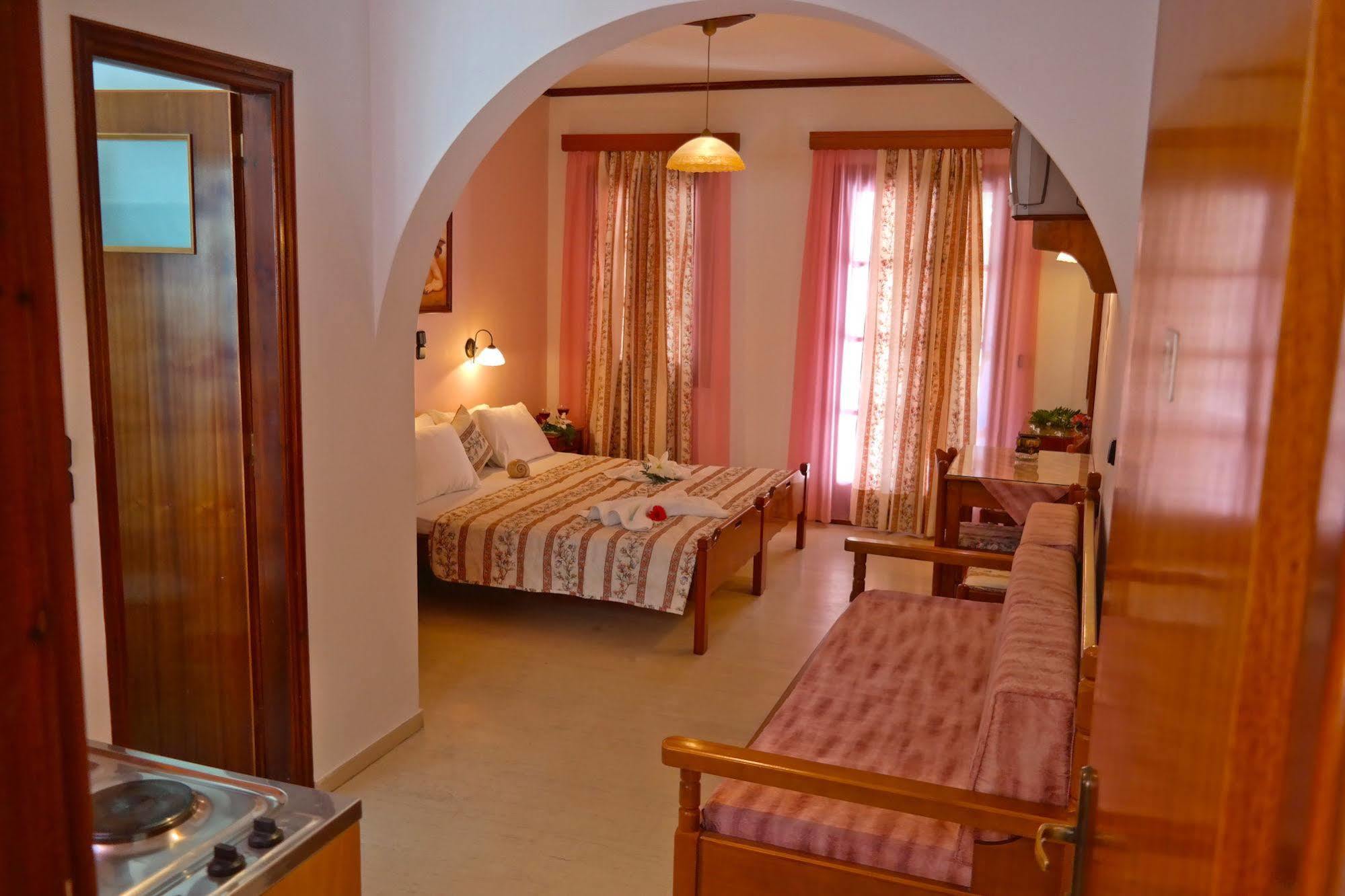 Golden Beach Studios Down Town Naxos City Ngoại thất bức ảnh